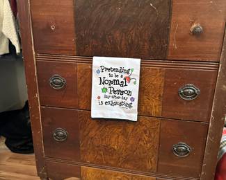 chest of drawers
