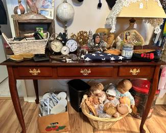 writing desk and more