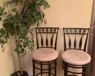 Challmette sale Pair bar stools Ask to c. 130.