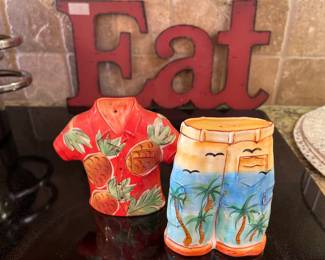 Kitchen “Eat” sign and Hawaiian salt & pepper shaker