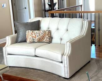 Decor Rest silver studded dbl trim, white curved loveseat 
