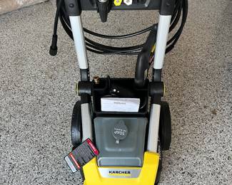 KARCHER electric power washer, used once!
