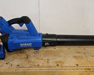 Kobalt leaf blower 24v max with battery & charge