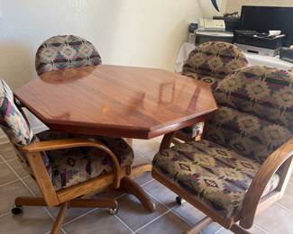 Cute octagonal table and four rolling chairs (barstools to match!!)
