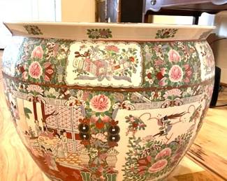 Fish bowl planter 20" diameter x 18"h