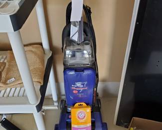 Hoover Wind Tunnel Vacuum