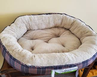 Pet bed
