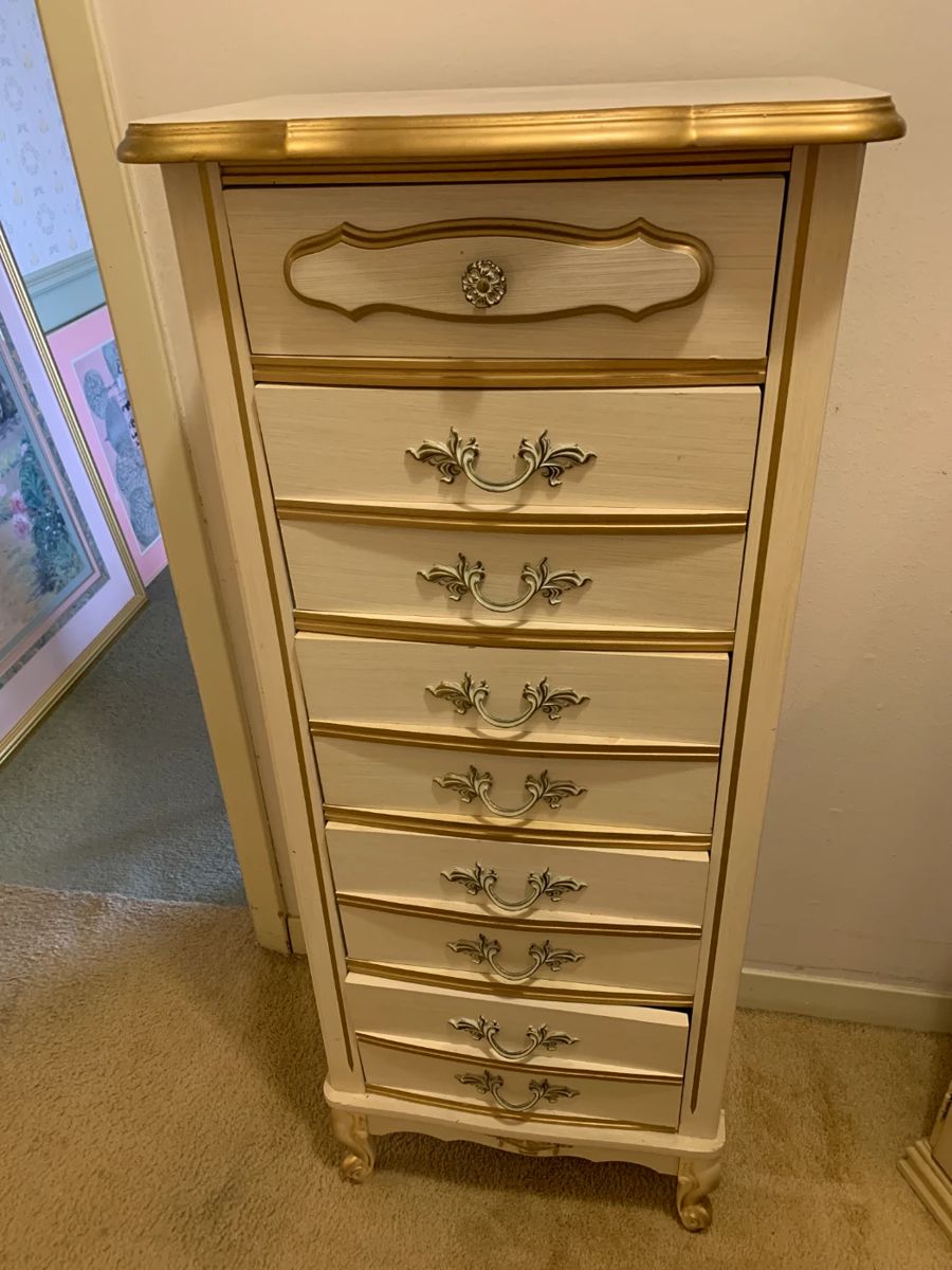 Wonderful Devlin Estate Sales In the Avenues... starts on 3/9/2024