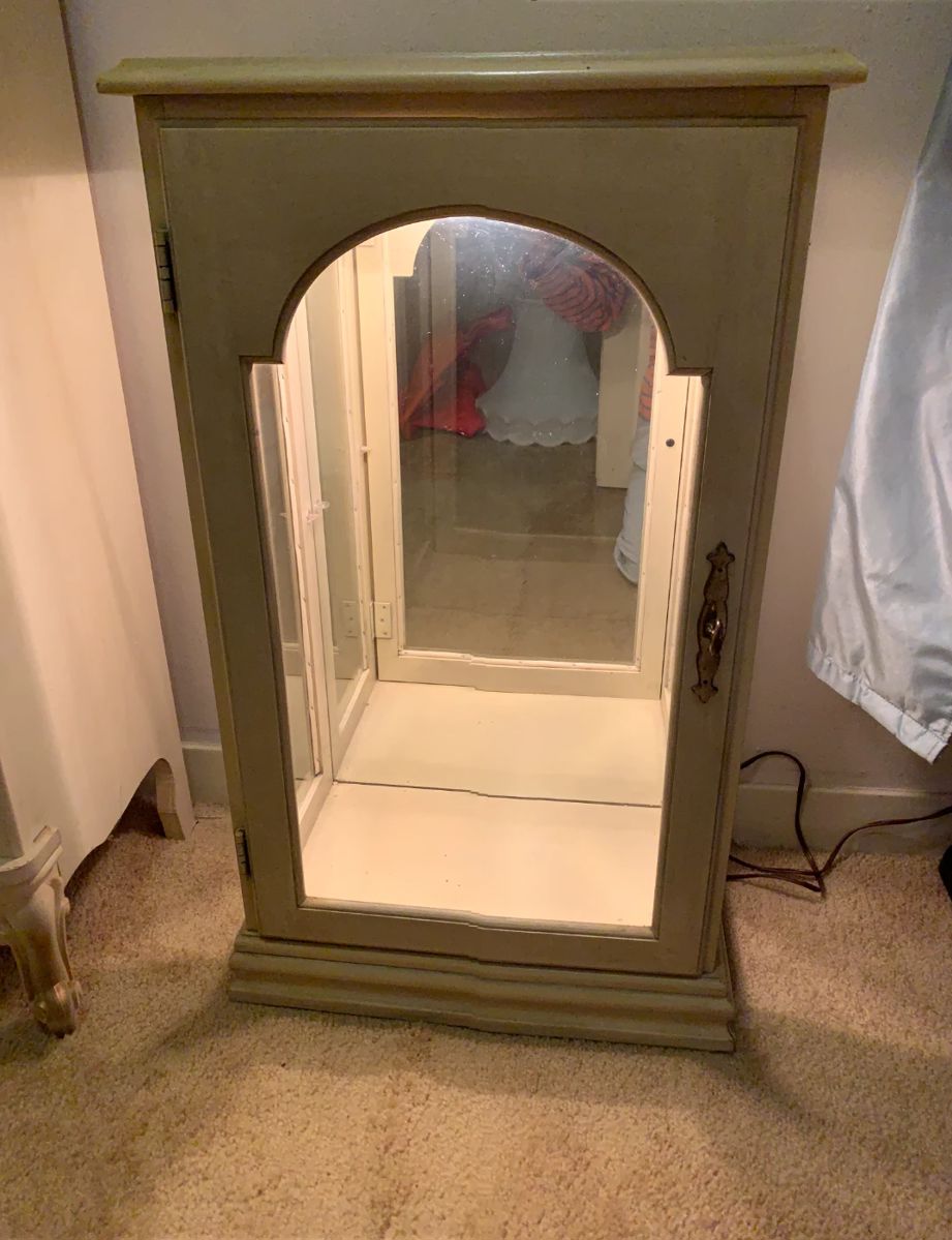 Wonderful Devlin Estate Sales In the Avenues... starts on 3/9/2024