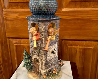 	#89	Hummel "Call to Worship" Clock with box	 $500.00 				