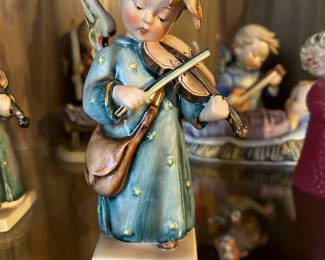 	#105	Hummel "Celestial Musician"	 $60.00 				