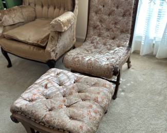 	#42	Vintage chair with ottoman	 $60.00 				