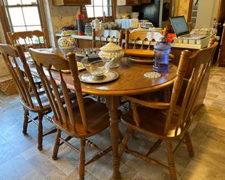 	#68	Table with 6 chairs and 2 leaves 60-80x41x30	 $150.00 				