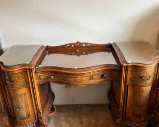 Antique Ornate Carved French Provincial Vanity Desk