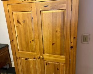 Broyhill Fontana Pine Wardrobe Armoire
