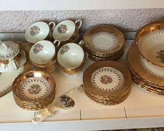 Beautiful Set Of Homer Laughlin