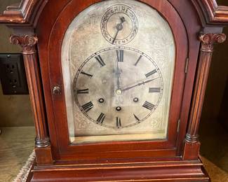 mantel clock