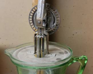 Butter churn/covered mixer