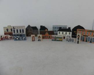Vintage Cat's Meow Village "Houses" - 16 Pieces in All