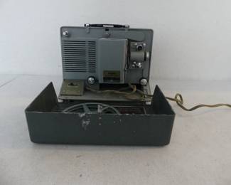Vintage 1960s Argus Showmaster 500 8mm Movie Projector