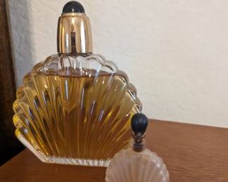 Black Pearls by Elizabeth Taylor