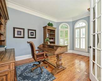 Avondale By Haverty's Office Furniture