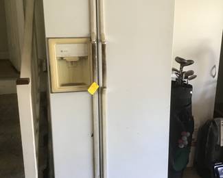 Side-by-side garage refrigerator 