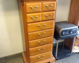 thin gentlemen's chest