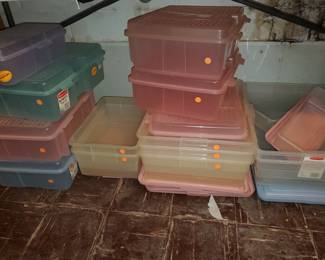 Large selection of storage totes