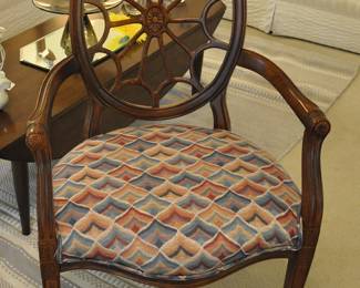 JungLivWebBackChair