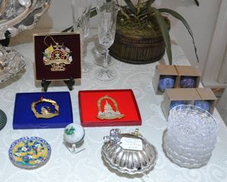 Group of special ornaments, White House, Texas Capitol, Vatican Exhibit in Lubbock