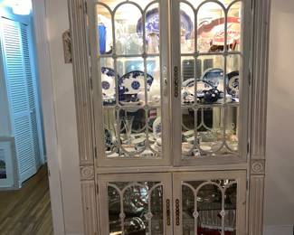 Large, beautiful cream colored China cabinet $595