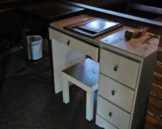 Project furniture