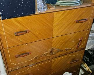 Art Deco dresser