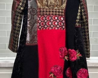 Designer Coat. Size 8 - 10. Photo 2 of 2.