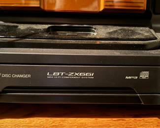 Sony LBT-ZX66i Mini Hi-Fi Component System. Photo 3 of 4.