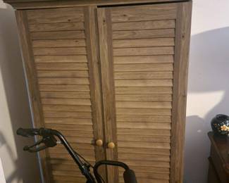 Beautiful storage cabinet, tropical vibe