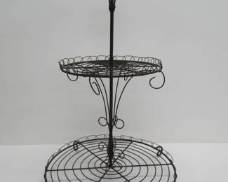 early wire tiered display