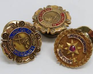 10 kt gold service pins