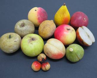stone fruit, three lots of fruit in auction
