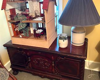 Victorian trunk 