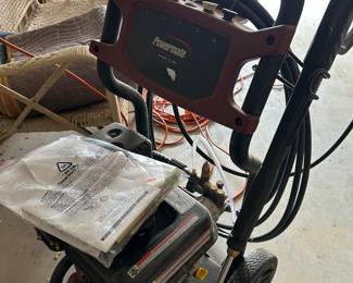 Pressure washer 