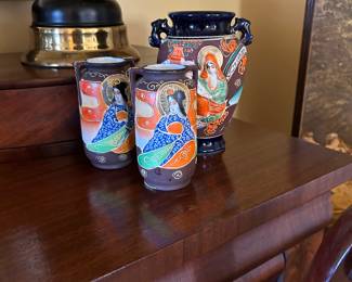 Made in Japan vases 
