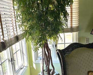 Large artificial tree 