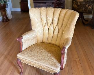 Tufted side  chair 