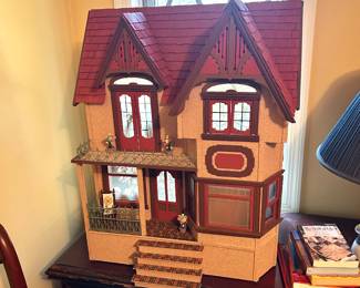 Dollhouse 
