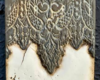 Sid Dickens "Chantilly" T-240 Memory Block Retired (2010)