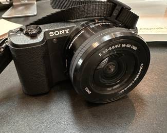 Spny Digital Camera and LensSony Digital Camera and SELP1650 Lens