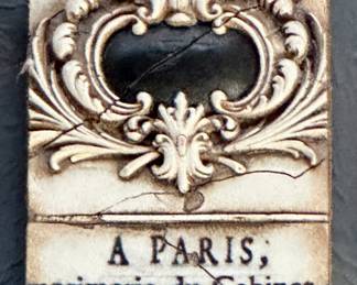 Sid Dickens Memory Block  "French Crest" T-123  (Retired) 2003