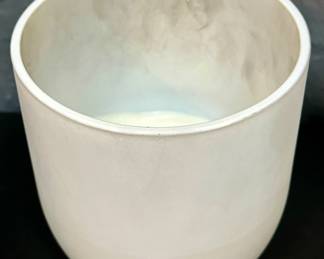 Round Vase in White Ceramic